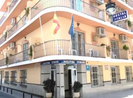 Hostal Italia, hotel u gradu Fuenhirola