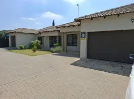 Retro Guesthouse