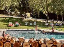 Basecamps Cerdanya, hotel di Queixans