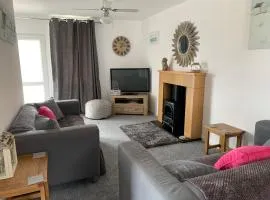 Park View holiday chalet, close to the dog friendly beach