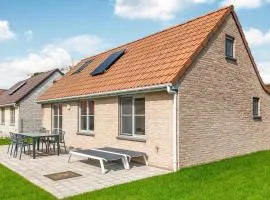 Cozy Home In Lombardsijde With Wifi