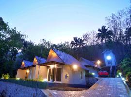 Elephant Village Private Pool Villa, zelfstandige accommodatie in Munnar