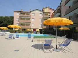 Comfy flat in Rosolina with shared pool