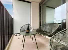 2 Bedroom Cozy Apartment In Oostende