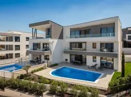 Beautiful Apartment In Zidarici