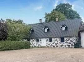 Lovely Home In Sallerup With Wifi