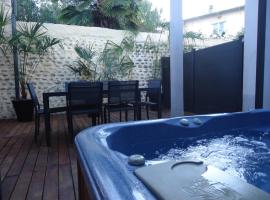 Les spas de la Chartreuse, hotel v destinaci Tarbes