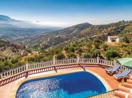 3 Bedroom Cozy Home In Torrox