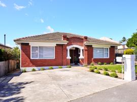 Boujee on Burnett, βίλα σε West Hobart