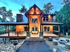 Smoky Mist Ridge - NEW! Relaxing Luxury Cabin Getaway!