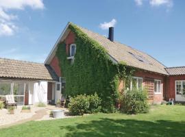 4 Bedroom Stunning Home In Helsingborg, hotel v destinaci Helsingborg