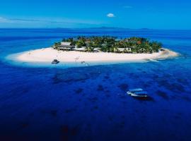 Beachcomber Island Resort, hotel con pileta en Beachcomber Island