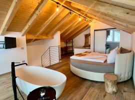 Maso Valèr - Agritur, hotel em Tassullo