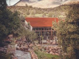 Cabaña en Santuario El Ajial - Paine - Tucu Cabins, kapslový hotel v destinaci Maipo