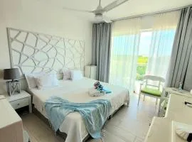 Vibe Residence Hotelstyle NO KITCHEN STUDIO close to beach