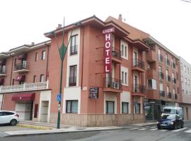 Hotel Alfageme, hotel near Casa Botines, Trobajo del Camino