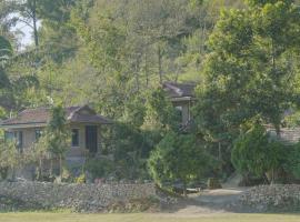 A Dương Local Guide Homestay, cabin in Hang Nôn