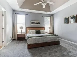 Quaint homey cottage style home in Harvest