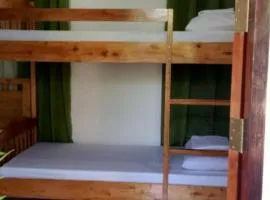 MJ's Guesthouse