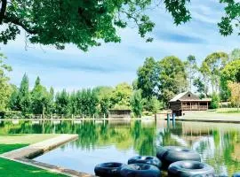 Fonty's Pool Caravan Park and Chalets