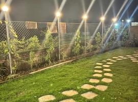 Myra Farms, hotel v destinaci Titwala