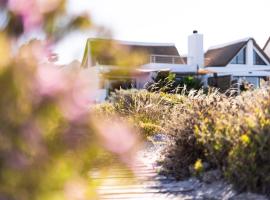 Sunrise Beach Cottage, hotel in St Helena Bay