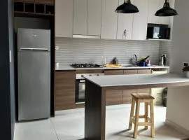 Moderno y cómodo departamento
