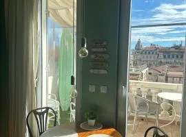 Les Terrasses, charme et authenticité en Hyper Centre de TOULON, Idéal pour un séjour romantique ou une escapade urbaine