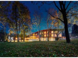 Hotel Zochova Chata - Adult friendly, hotel u gradu Modra