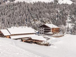 Hotel Ultnerhof, hotel v destinaci Santa Gertrude nella Val d'Ultimo