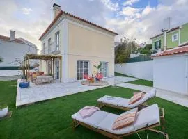 Beach & Cascais Luxury Villa, By TimeCooler