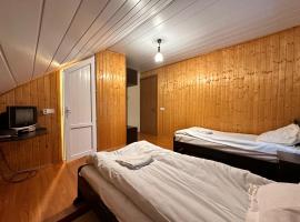 Family Hotel Parnas 2250, hotel en Gudauri