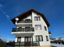 Pensiunea Elena, cottage in Frătăuţii Vechi