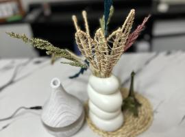 Urban Escape Staycation, Hotel in Marilao