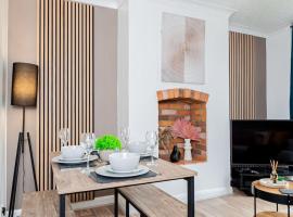 Enchanting 4 spacious bedrooms, vila v Birminghamu