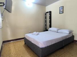 casa luz, hotel in Quimbaya