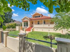 Llewoh on Crofton, hotel v destinaci Echuca