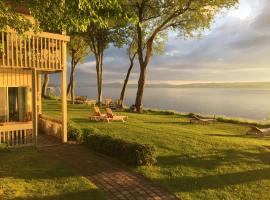 Condos Memphrémagog, hotel em Magog-Orford