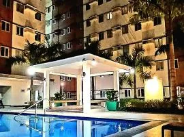 The Lumiére Stays Summer Escape Mallside Charm