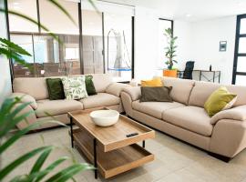 Amplia y Familiar Cerca de FNSM, Isla SM, Necaxa y Centro, ξενοδοχείο στο Αγουασκαλιέντες