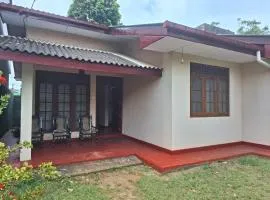 Ransini Holiday Home