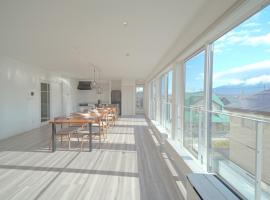 Glee Niseko LUX condo 羊蹄山一望 新築 駐車場完備, hotel a Kutchan