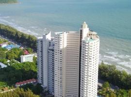 Apartment with wonderful view, Mae Ramphueng Beach, Rayong, hotel in Rayong