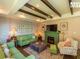 StayVista at Grove - Elysium Estate Scenic 2BR, Bonfire