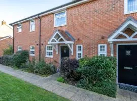 Rolls Royce View - 2 Bed House Sleeps 6 near Goodwood, Witterings and Rolls Royce Factory