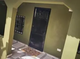 Malikia apt Mo