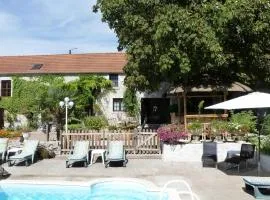 Charme au cœur des châteaux : Chambre d'hôtes avec Wifi - FR-1-590-329