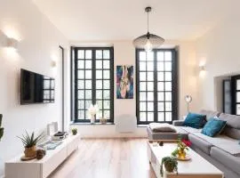 Appartement moderne proche Place Stanislas - FR-1-584-349