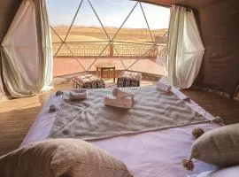 Sahara planets luxury camp
