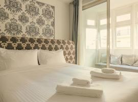 Sliema Central Iprime Studios, hotel i Sliema